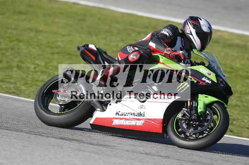 Archiv-2025/02 28.-31.01.2025 Moto Center Thun Jerez/gruen-green/612